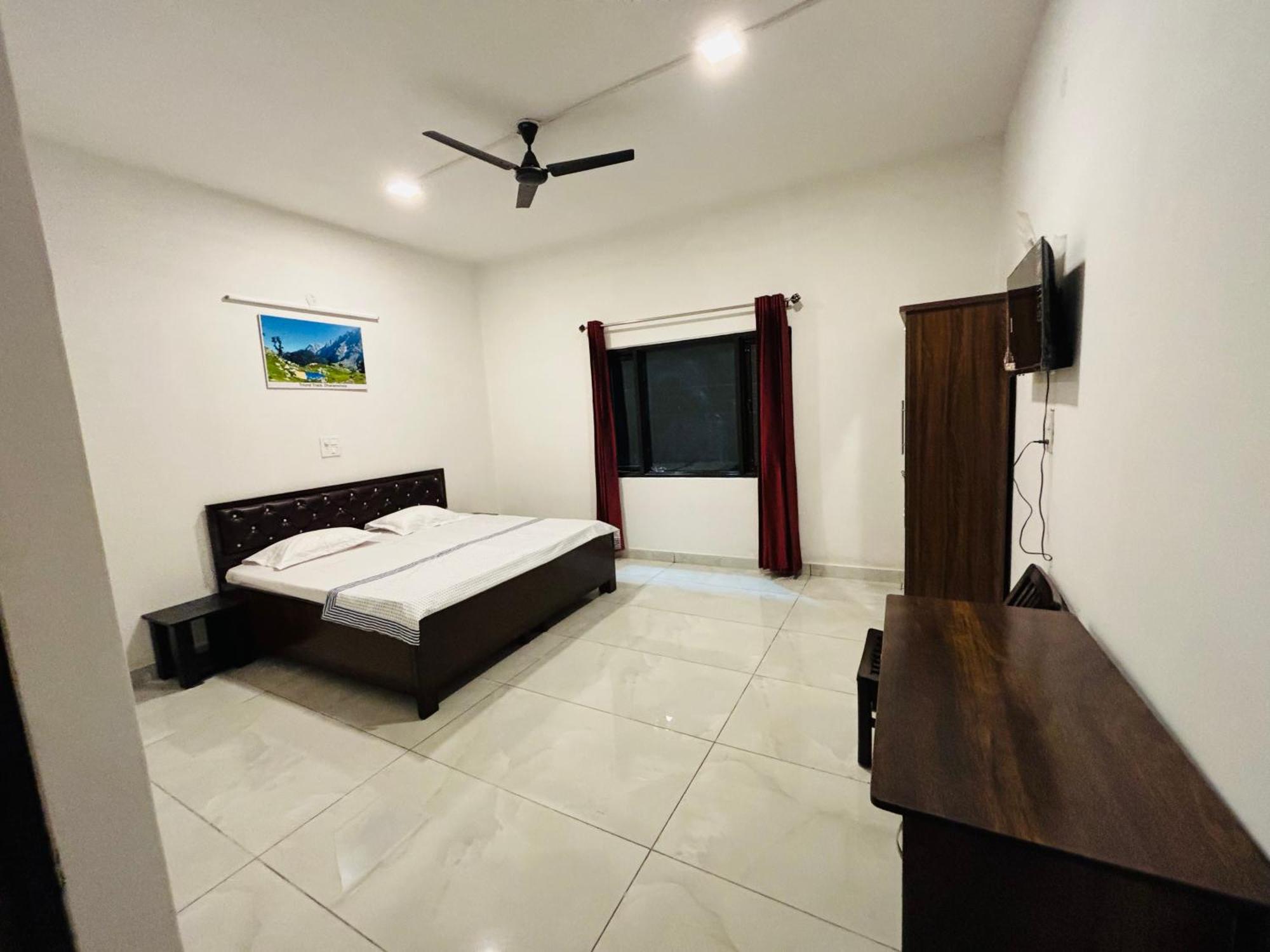 Aroha Nui Retreat Bed & Breakfast Palampur Exterior photo