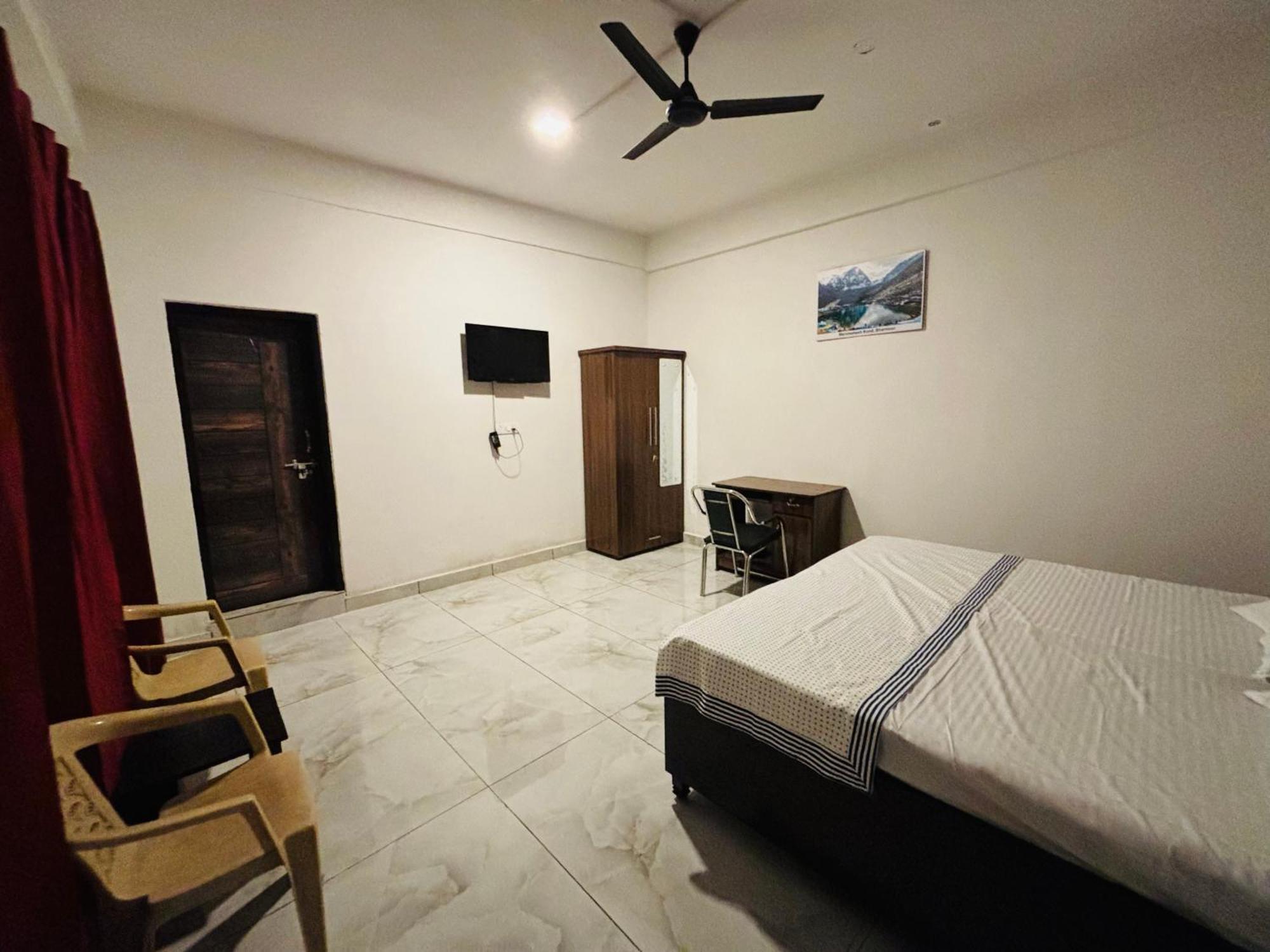 Aroha Nui Retreat Bed & Breakfast Palampur Exterior photo